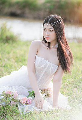 灰毛女神